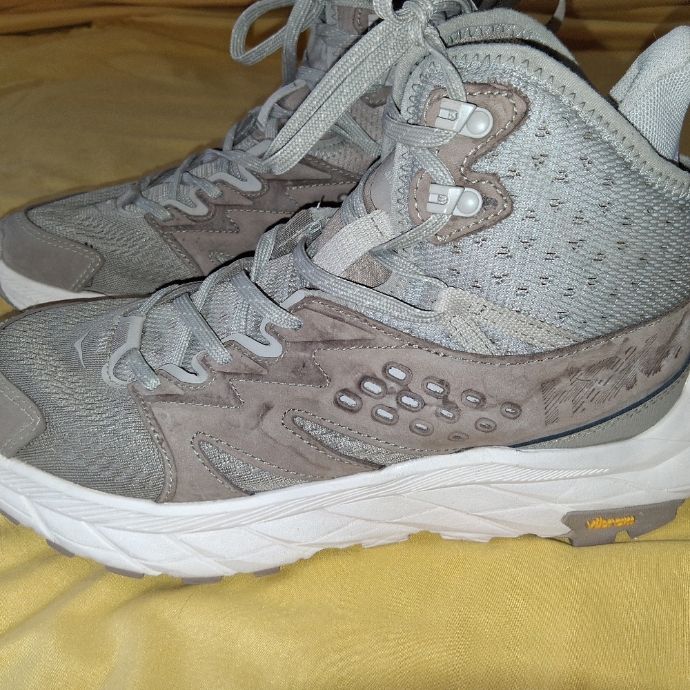 Hoka Women's Athletic Shoes Size 9 New with Box, No Tags